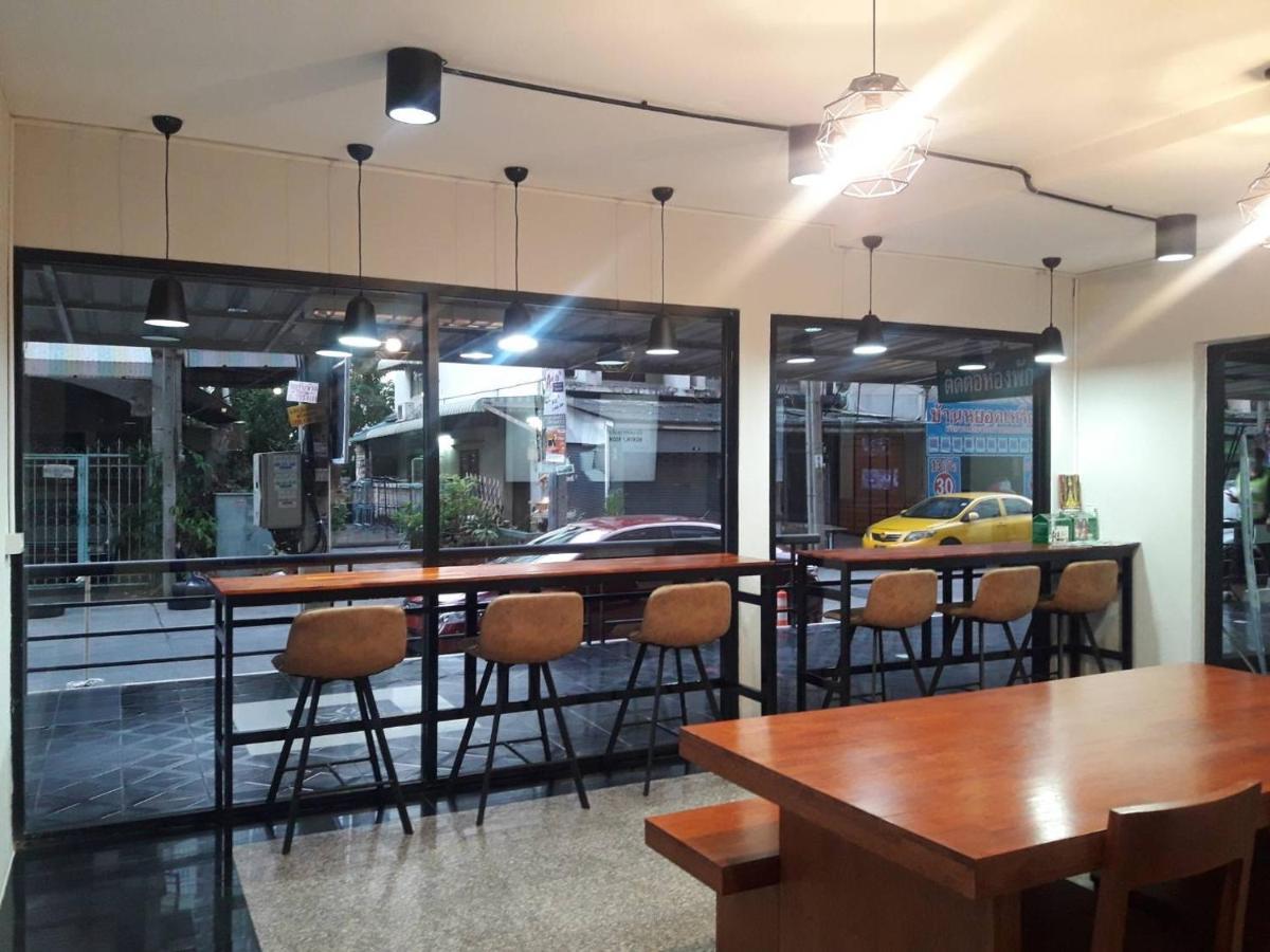 Baansuay Rattanathibet Apartment Nonthaburi Ngoại thất bức ảnh